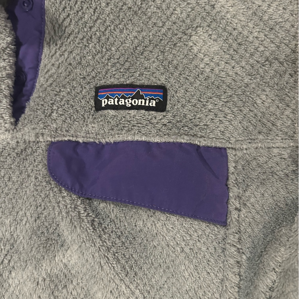 Patagonia Gray and Purple Women's Jacket - Picture 3 of 5